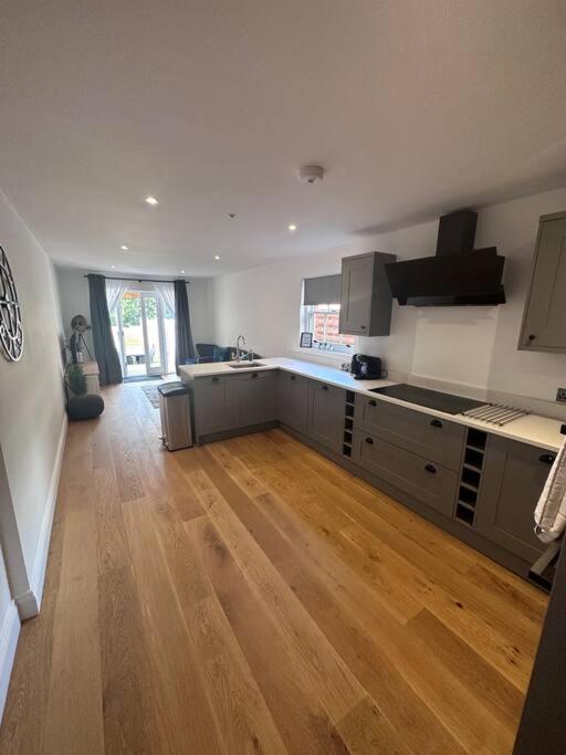 Villa Riverside 3 Bed House à Winchester Extérieur photo