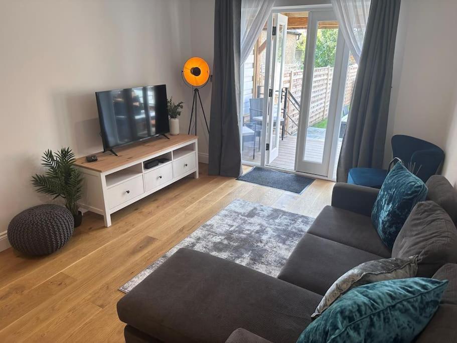 Villa Riverside 3 Bed House à Winchester Extérieur photo