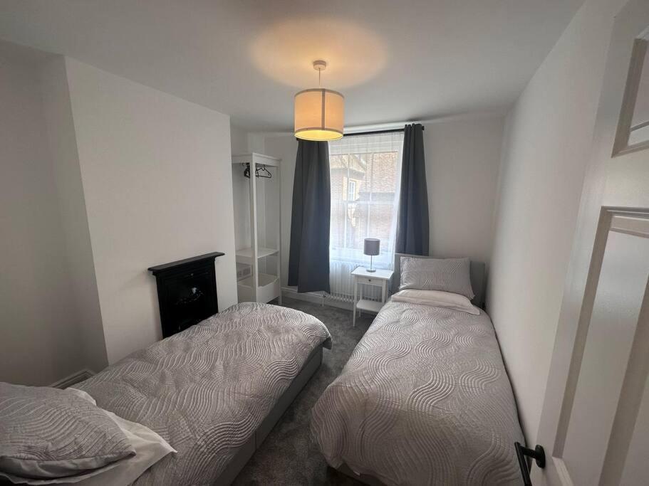 Villa Riverside 3 Bed House à Winchester Extérieur photo